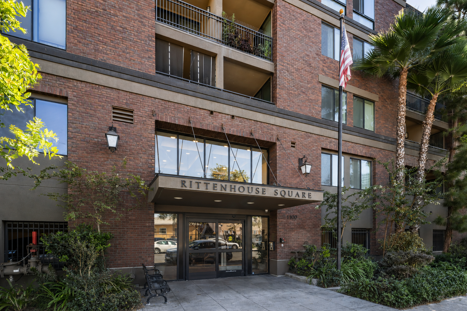 02 Exterior